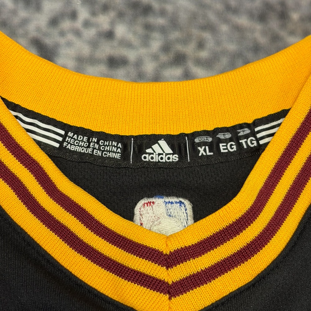 Cleveland Cavaliers Kyrie Irving Adidas Jersey Short Sleeve 2016 Large Black - Picture 6 of 11
